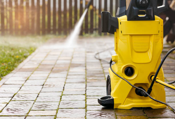 Best Rust Removal  in Westgate, FL